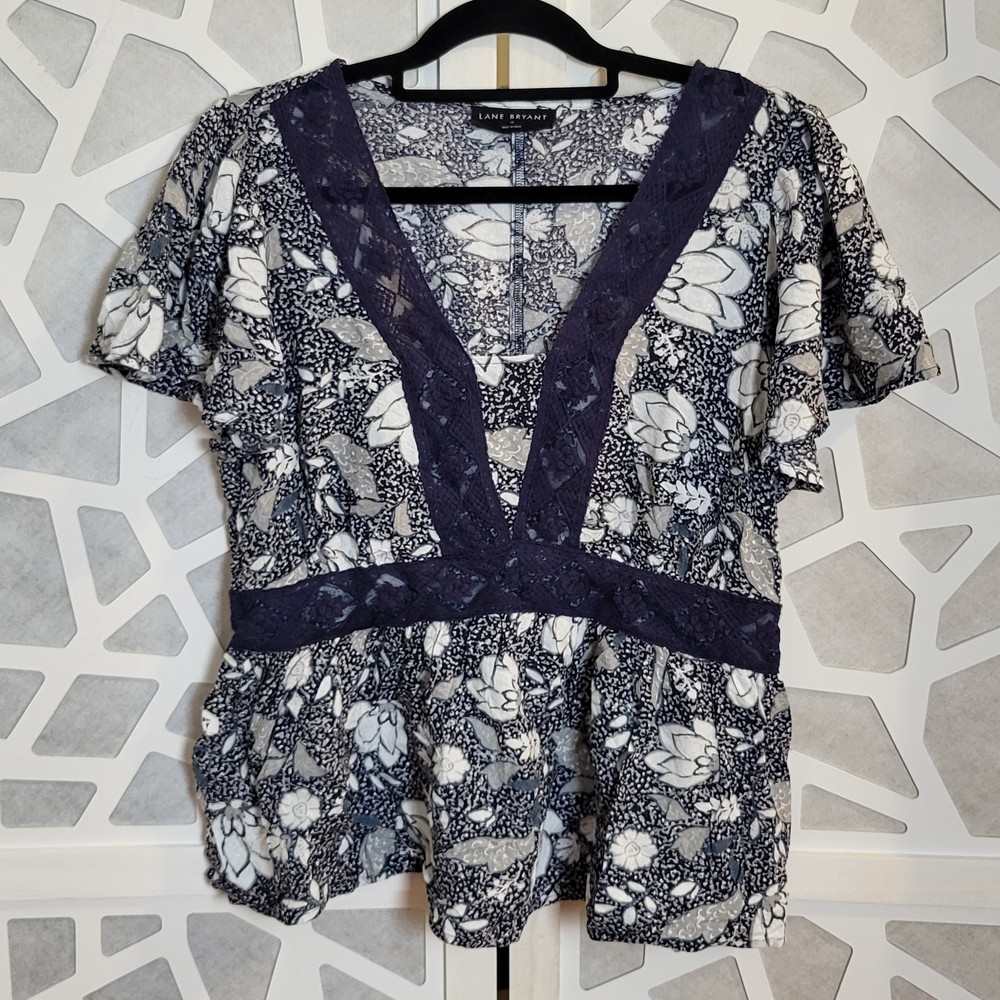 Lane Bryant Navy & White Floral Lace-Trim V-Neck Top